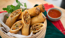 Spring rolls (a pair)